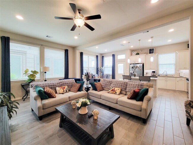 Building Photo - 5550 Purple Meadow Ln