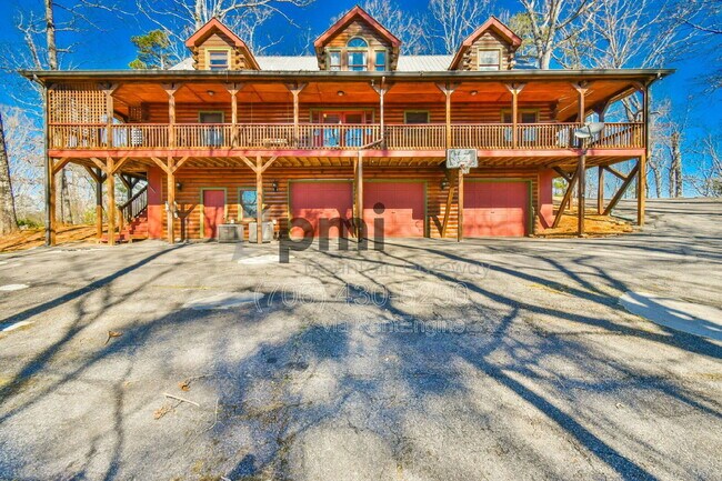 Building Photo - 461 River Estates Rd