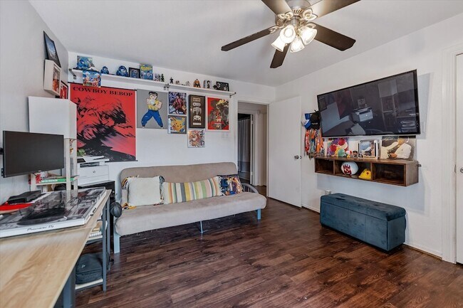 Building Photo - 1201 Bering Dr