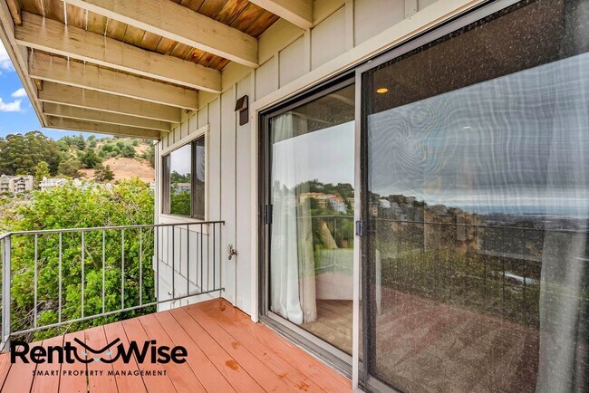 Building Photo - 14 Marlin Cove
