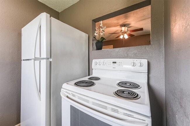 Building Photo - 8107 Tye Ln