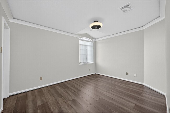 Building Photo - 1003 Alp Springs Ln