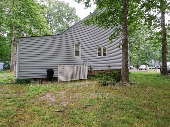 Building Photo - 13701 Arrowood Ct