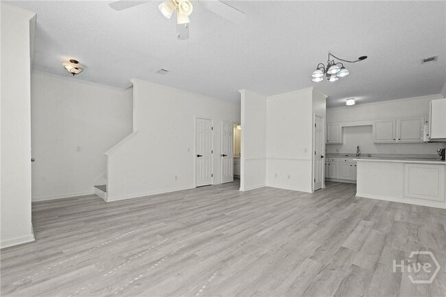 Building Photo - 400 Tibet Ave