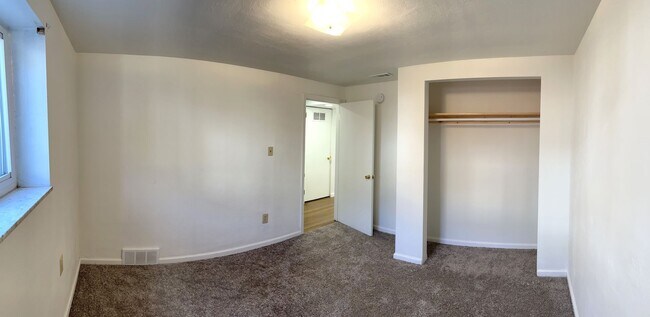 Building Photo - 810 North Ave