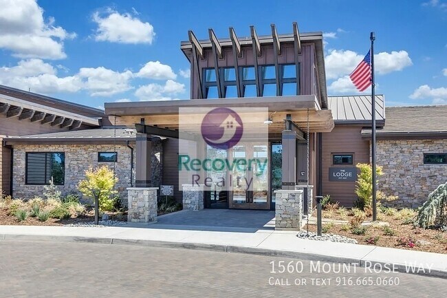 Building Photo - 1560 Mount Rose Ln