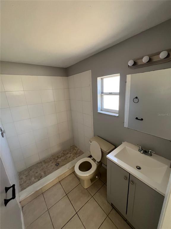 Building Photo - 10920 Jason Rd