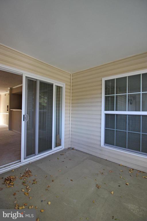 Building Photo - 1543 Lincoln Way