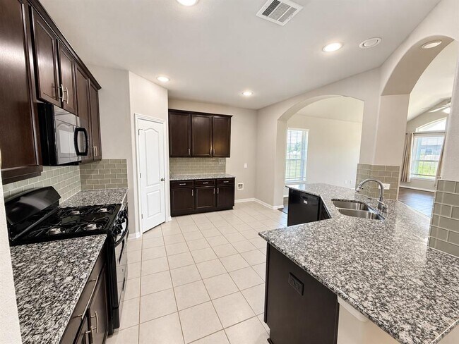 Building Photo - 6050 Malta Cir