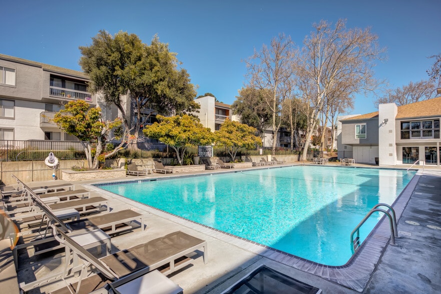 Primary Photo - Park Kiely