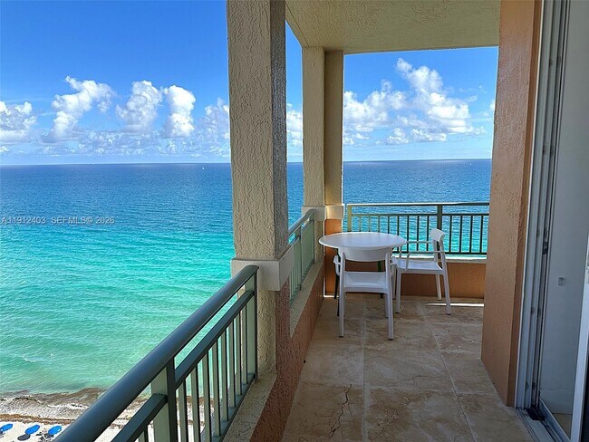 Building Photo - 2080 S Ocean Dr