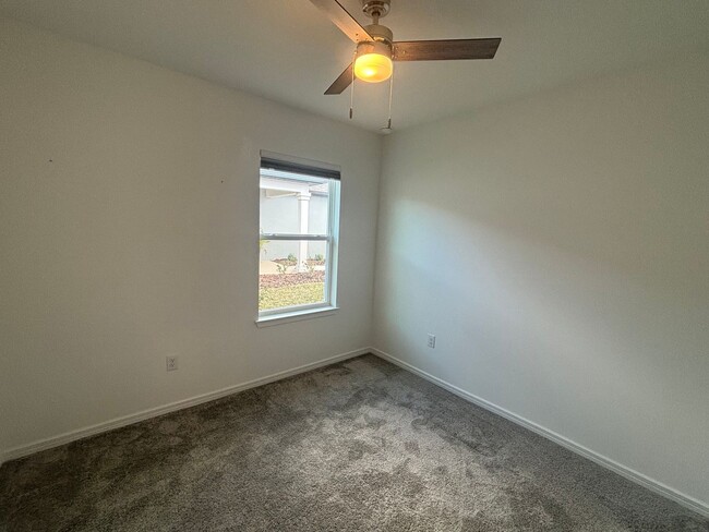 Building Photo - Stunning 3/2 in 55+ Stone Creek - Will rent quick