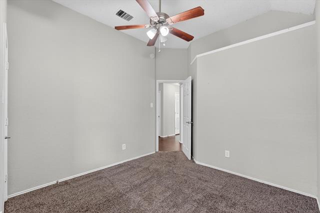 Building Photo - 505 Picketts Dr