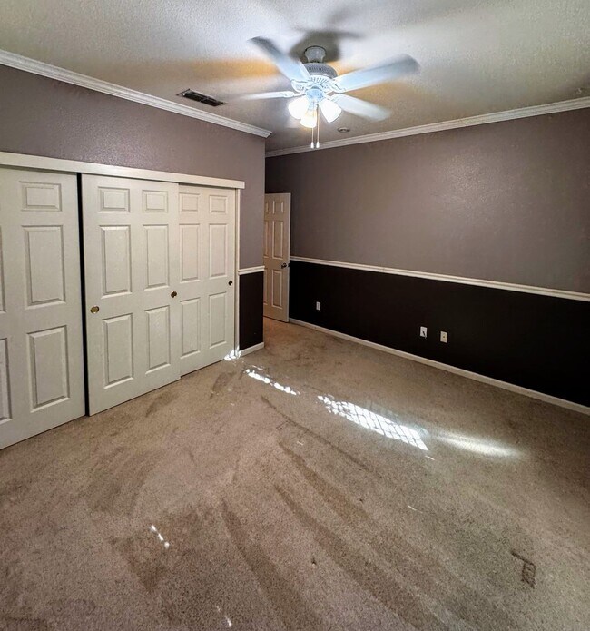 Building Photo - 4961 Broadwater Dr