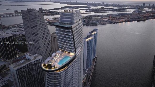 Building Photo - 300 Biscayne Blvd Way