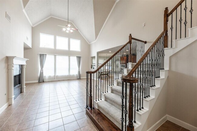Building Photo - 28506 Woodlark Dr