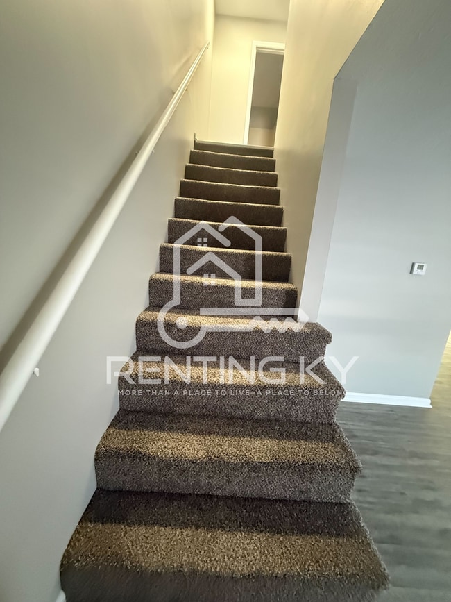 Building Photo - 1645 Foxhaven Dr