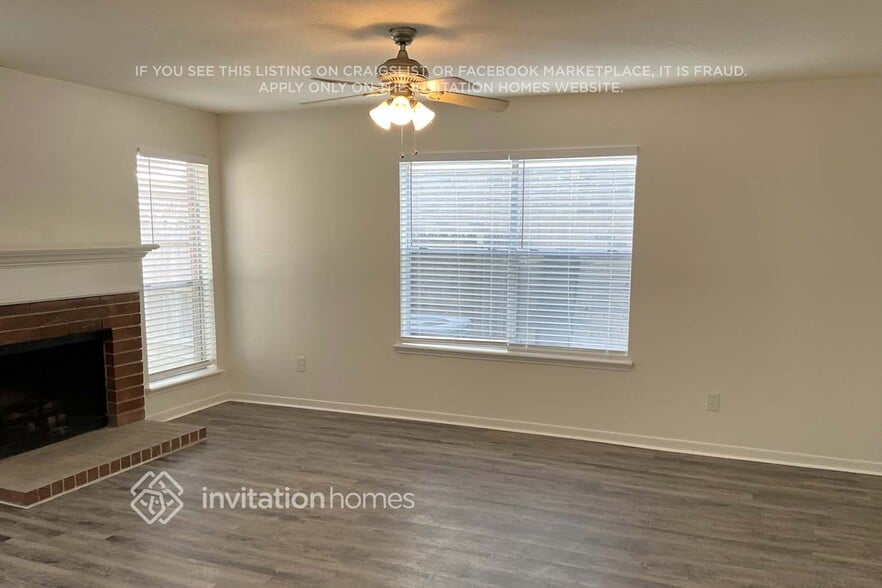 Building Photo - 18815 Jodywood Dr