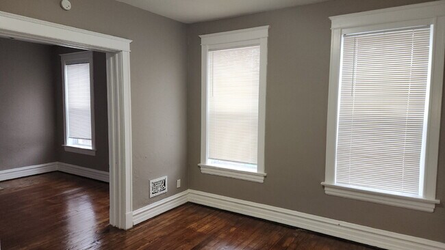 Building Photo - 3442 Virginia Ave