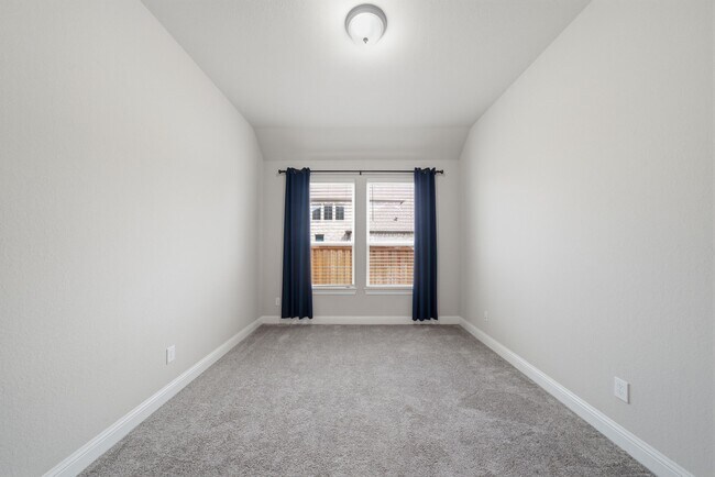 Building Photo - 28014 Woodland Bend Way