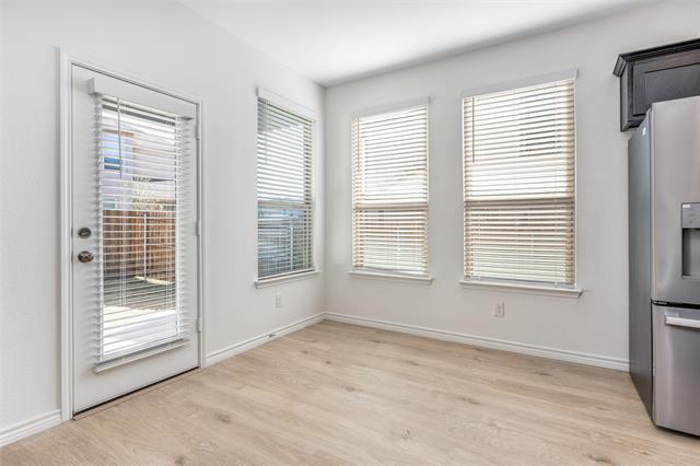 Building Photo - 405 Saddle Ln