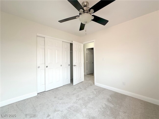 Building Photo - 7604 Cruz B