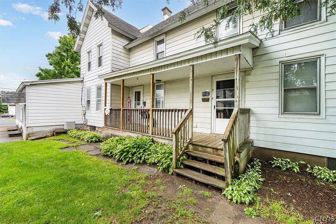 Building Photo - 700 W Dominick St