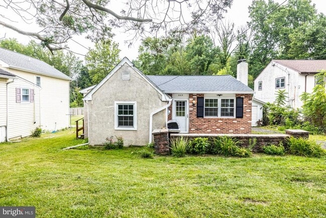 Building Photo - 405 Edgewood Ave