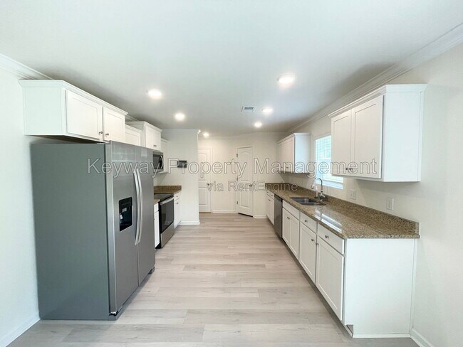 Building Photo - 5057 Needle Palm Rd NW
