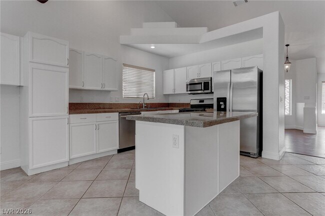 Building Photo - 840 Coastal Beach Rd