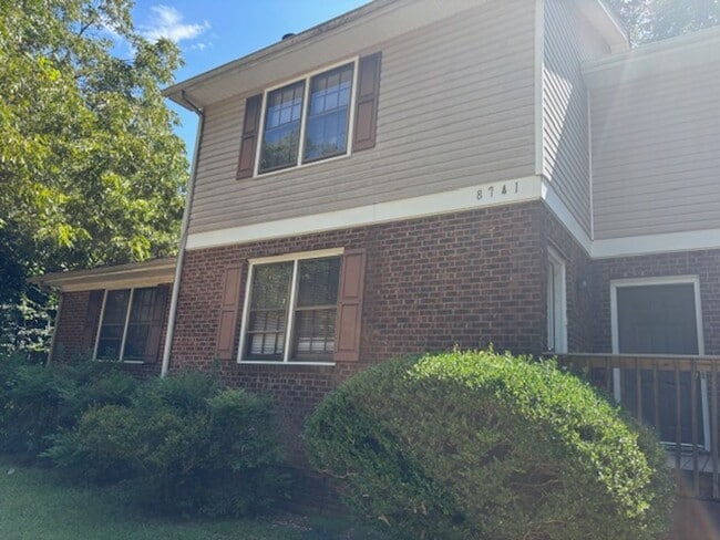 Building Photo - 8741 Chapel Hill Rd