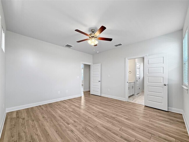 Building Photo - 6408 Mary Lewis Dr