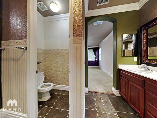 Building Photo - 9351 Palmerson Dr