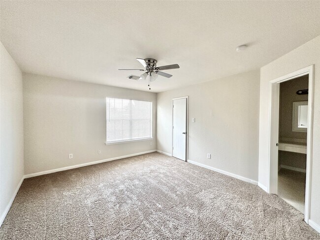 Building Photo - 18223 Fair Grange Ln