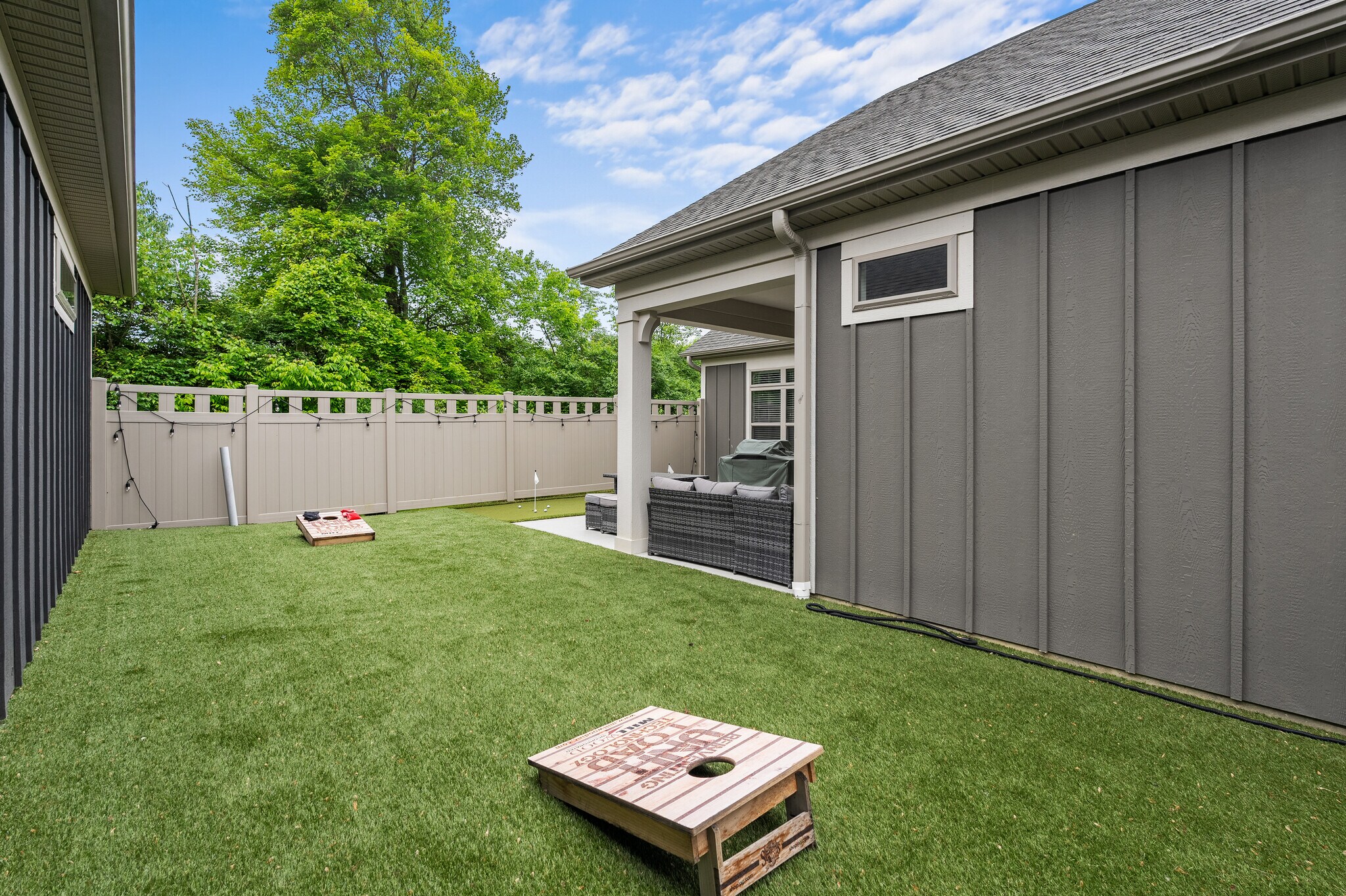 Building Photo - 243 Parkgate Ct