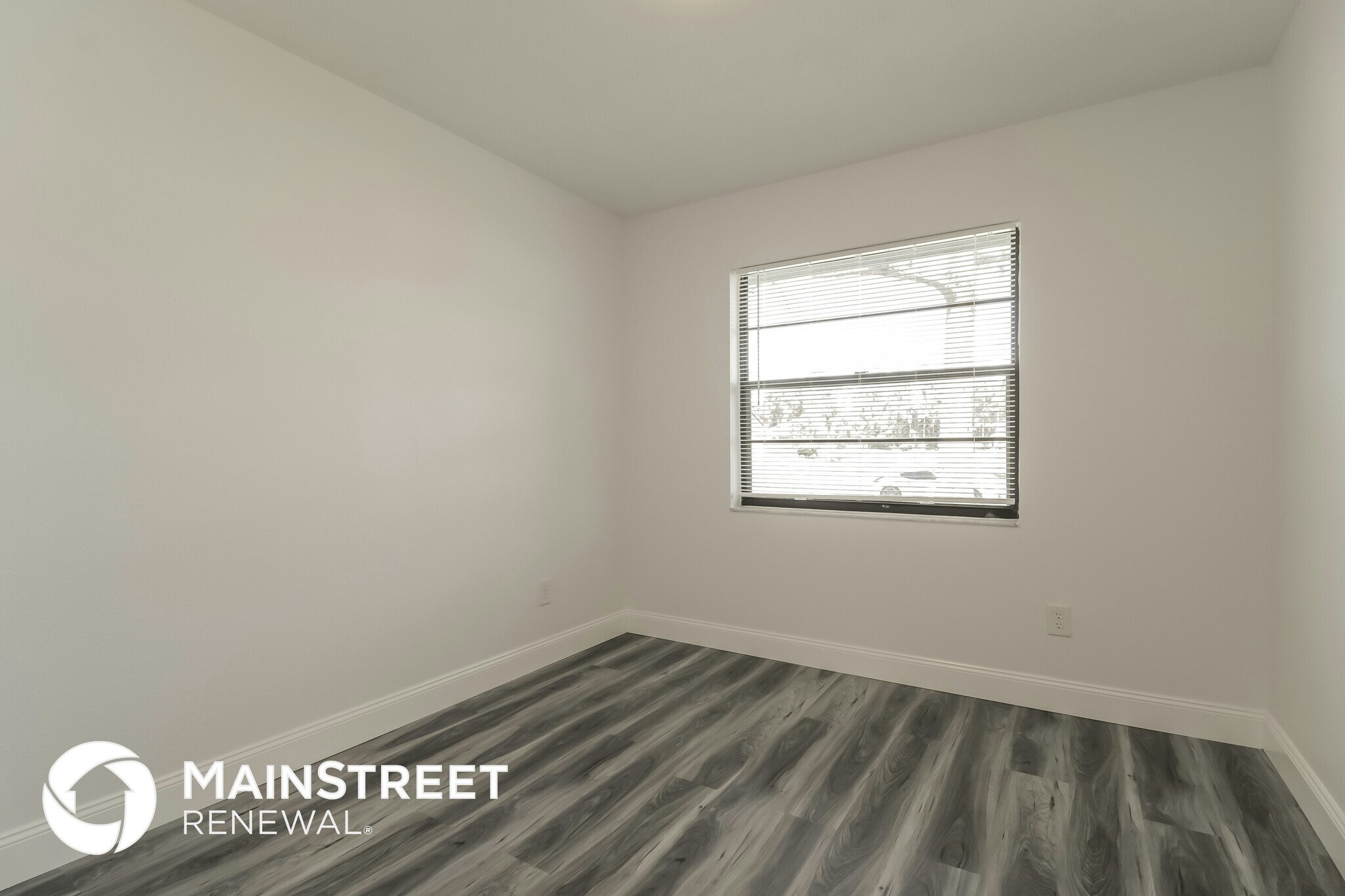 Building Photo - 4745 Greenhill St