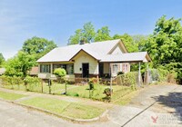 Building Photo - 1932 Portage Ave