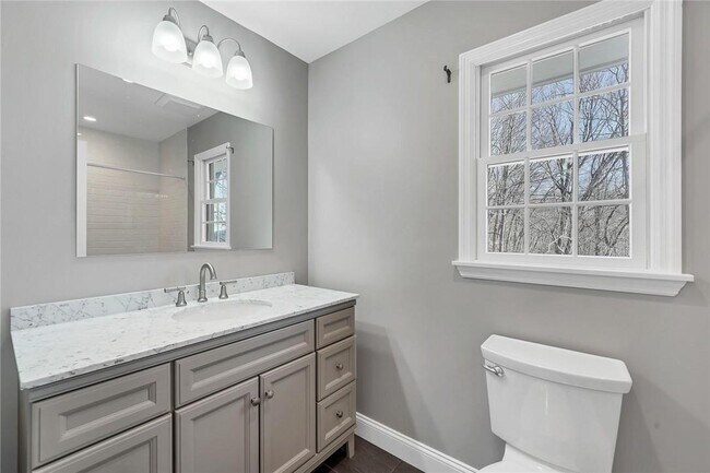 Building Photo - 38 William Puckey Dr