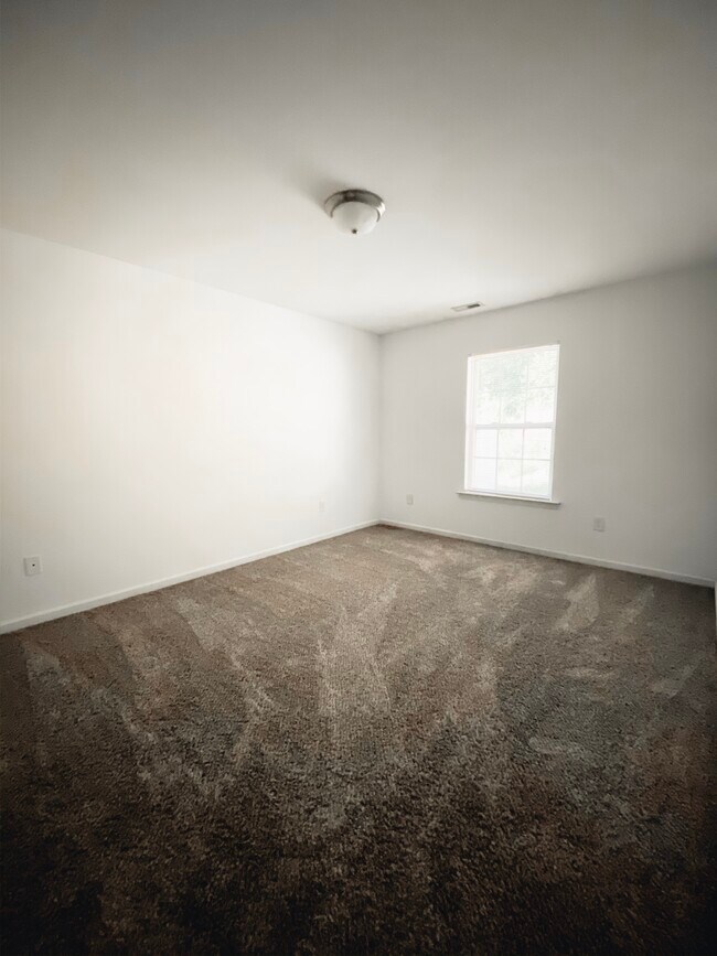 Building Photo - 192 Flatview Way