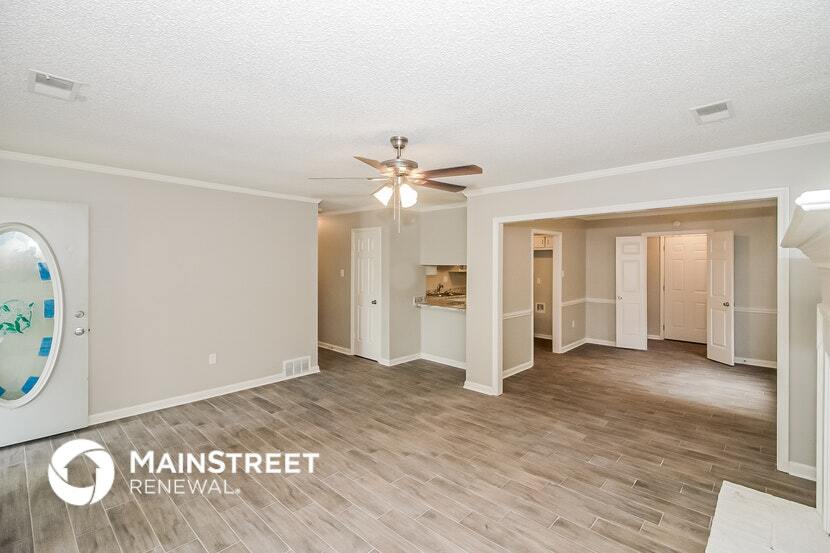 Building Photo - 6645 Chauncey