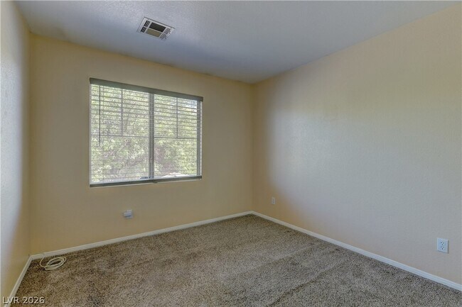 Building Photo - 5317 La Quinta Hills St