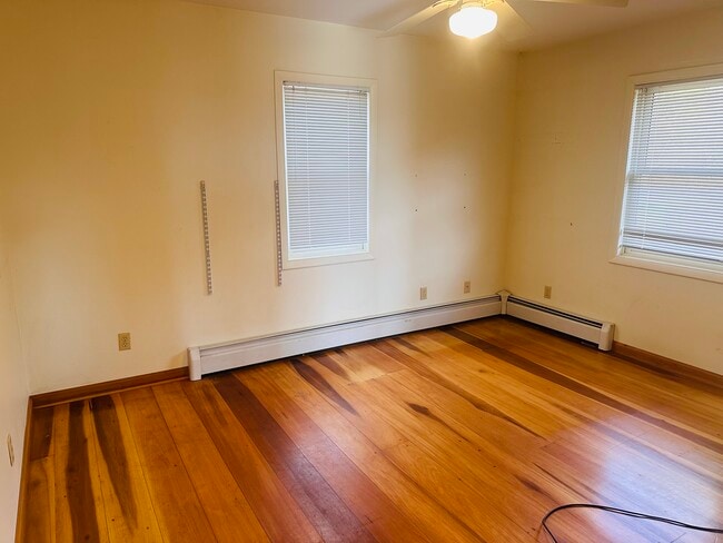 Building Photo - 1510 Graham Rd