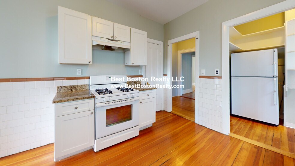 Primary Photo - 106 Highland Ave