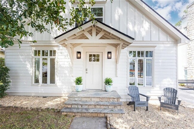 Building Photo - 433 Trabert Ave NW