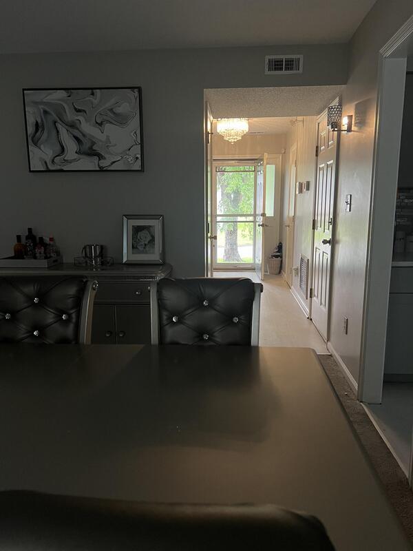 Building Photo - 3315 Woodland Park Rd