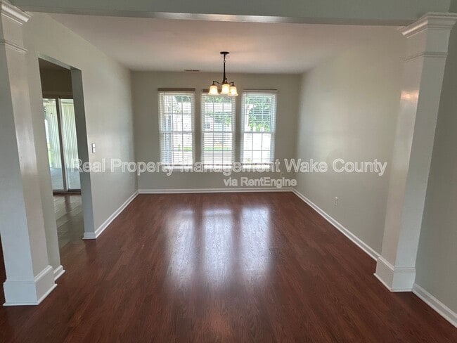 Building Photo - 4417 Crowfield Dr