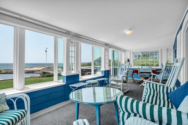 Building Photo - 67 Chimney Corner Cir