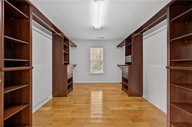 Building Photo - 1070 Admiral Crossing