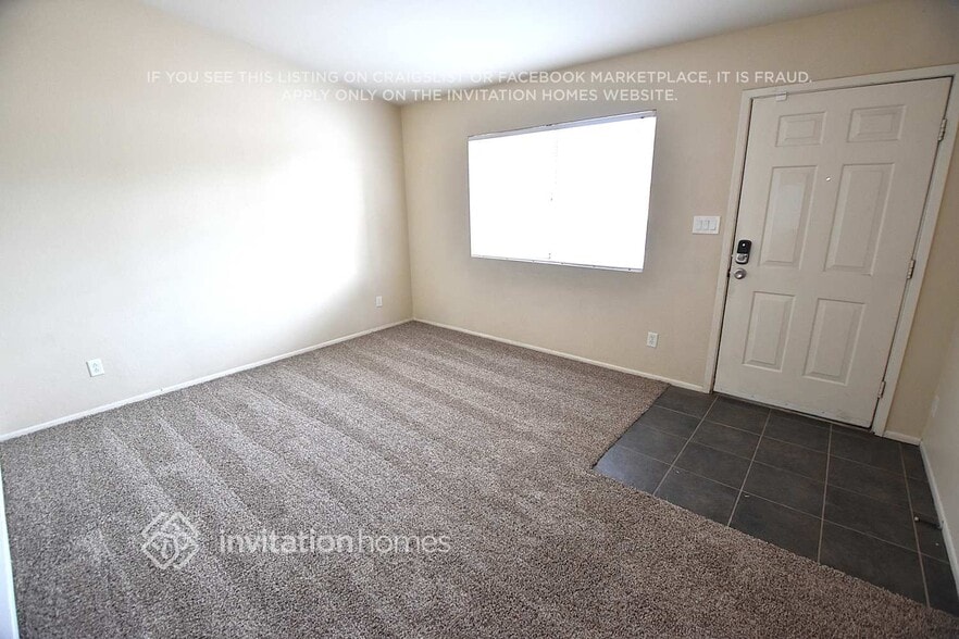 Building Photo - 624 W Keats Ave