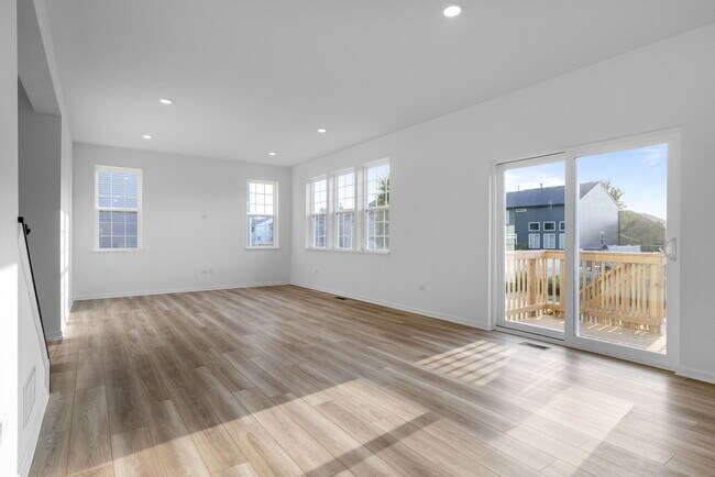 Building Photo - 14938 S Henebry Ln